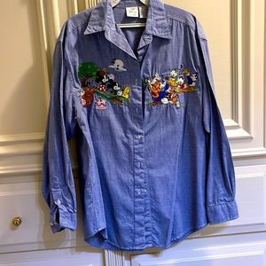 Vintage Disney shirt, size M